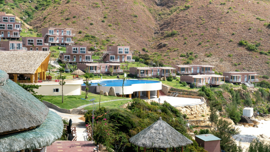 The Difference Between a Boutique Hotel and a Resort — Which One Is Right for You?