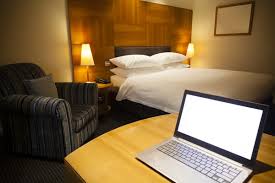How to Find the Best Hotel Deals Online and Save Money